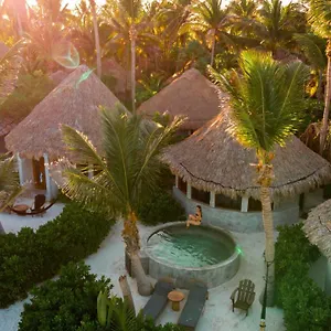 **** Hotel Maya By G Mexico
